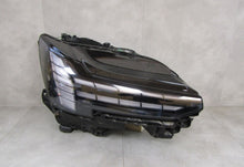Laden Sie das Bild in den Galerie-Viewer, Frontscheinwerfer Volvo 32450063 LED Rechts Scheinwerfer Headlight SCH9978954750sv