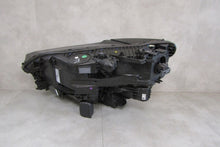 Laden Sie das Bild in den Galerie-Viewer, Frontscheinwerfer Volvo 32450063 LED Rechts Scheinwerfer Headlight SCH9978954750sv