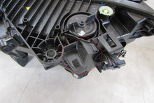 Laden Sie das Bild in den Galerie-Viewer, Frontscheinwerfer Volvo 32450063 LED Rechts Scheinwerfer Headlight SCH9978954750sv