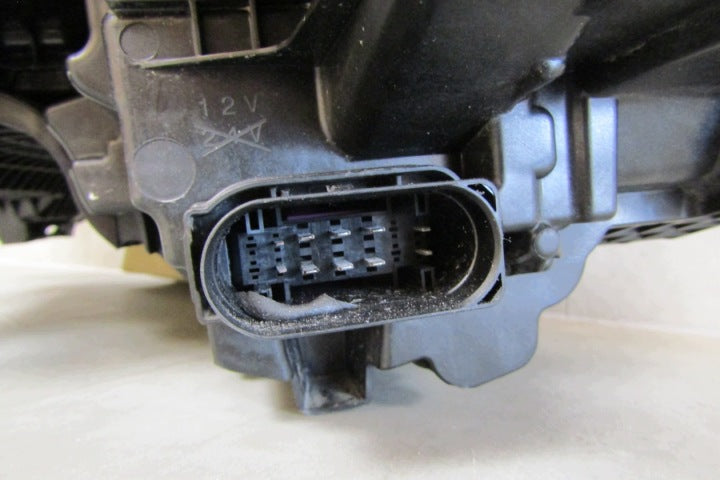Frontscheinwerfer Volvo 32450063 LED Rechts Scheinwerfer Headlight SCH9978954750sv