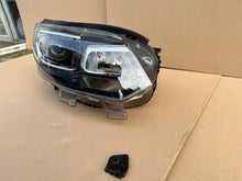 Laden Sie das Bild in den Galerie-Viewer, Frontscheinwerfer Citroën Spacetourer 9808233980-00 Rechts Headlight SCH9991224058fy