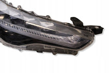 Laden Sie das Bild in den Galerie-Viewer, Frontscheinwerfer Toyota Corolla VFF3026 Rechts Scheinwerfer Headlight SCH9992925551hi