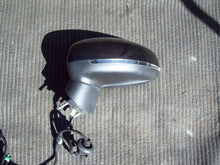 Laden Sie das Bild in den Galerie-Viewer, Außenspiegel Seitenspiegel Audi A1 E021120 5Pin Links Schwarz Side Mirror SSP1531510974xi