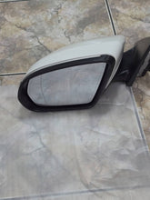 Laden Sie das Bild in den Galerie-Viewer, Außenspiegel Mercedes-Benz Glb X247 A0998117500 Elektrisch 18Pin Links Weiß SSP2751271524kb