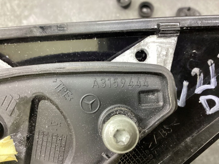 Außenspiegel Mercedes-Benz W212 A3159444 - Ein Stück (Rechts oder Links) SSP4313312624jb