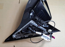 Laden Sie das Bild in den Galerie-Viewer, Außenspiegel Mercedes-Benz W213 A0998108100 Elektrisch 12Pin Links Schwarz SSP7528112942ni