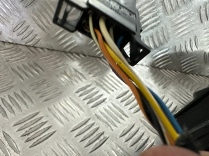 Außenspiegel Seitenspiegel Skoda Fabia III E90411104 8Pin Links Side Mirror SSP8814558211mc