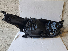 Load image into Gallery viewer, Frontscheinwerfer Toyota Yaris Links Scheinwerfer Headlight