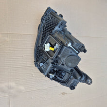 Laden Sie das Bild in den Galerie-Viewer, Frontscheinwerfer Mercedes-Benz W213 A2139064804 Rechts Scheinwerfer Headlight SCH4789113942gw