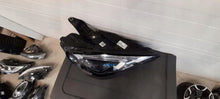 Laden Sie das Bild in den Galerie-Viewer, Frontscheinwerfer Mercedes-Benz Gle 1679065801 Rechts Scheinwerfer Headlight SCH6011113130vd