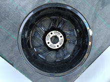 Laden Sie das Bild in den Galerie-Viewer, 1x Alufelge 16 Zoll 6.5" 4x108 38ET Glanz Grau 9825165280 Peugeot 208 Ii FEL5627425604fx