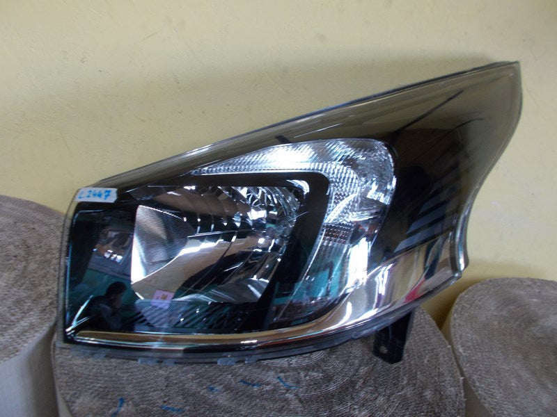 Frontscheinwerfer Opel Vivaro 93867960 Links Scheinwerfer Headlight