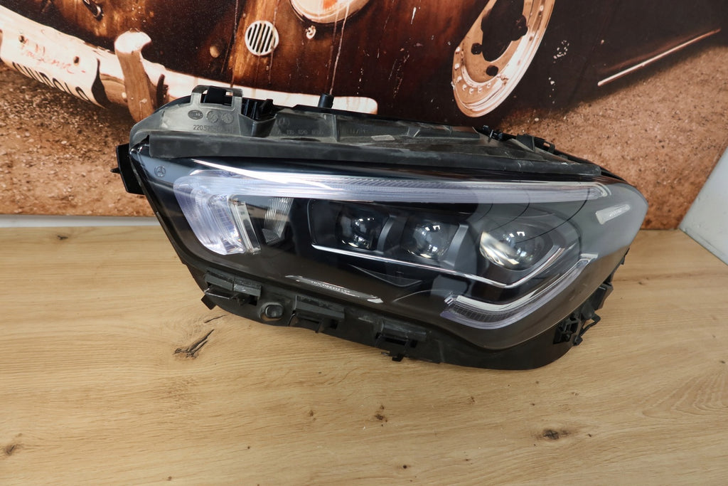 Frontscheinwerfer Mercedes-Benz Cla A1189063100 A1189063100A1189063100 LED Links SCH3885961004cd
