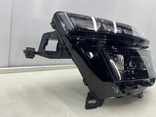 Load image into Gallery viewer, Frontscheinwerfer Skoda Kamiq 658941015D Full LED Ein Stück (Rechts oder Links) SCH4716382681mc