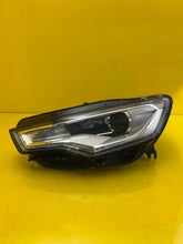 Laden Sie das Bild in den Galerie-Viewer, Frontscheinwerfer Audi A6 C7 4G0941003 Xenon Ein Stück (Rechts oder Links) SCH1523170300dv