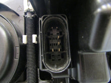 Laden Sie das Bild in den Galerie-Viewer, Frontscheinwerfer Mercedes-Benz W213 A2139068409 LED Rechts Headlight SCH1458985038cm