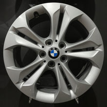 Laden Sie das Bild in den Galerie-Viewer, 4x Alufelge 17 Zoll 7.5" 5x112 52ET Glanz Silber 6856065-BM BMW F39 X1 F48 FEL7354087968qm