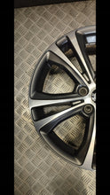 Load image into Gallery viewer, 1x Alufelge 18 Zoll 7.5&quot; 5x120 51ET Glanz Silber 6856069 BMW F48 Rim Wheel