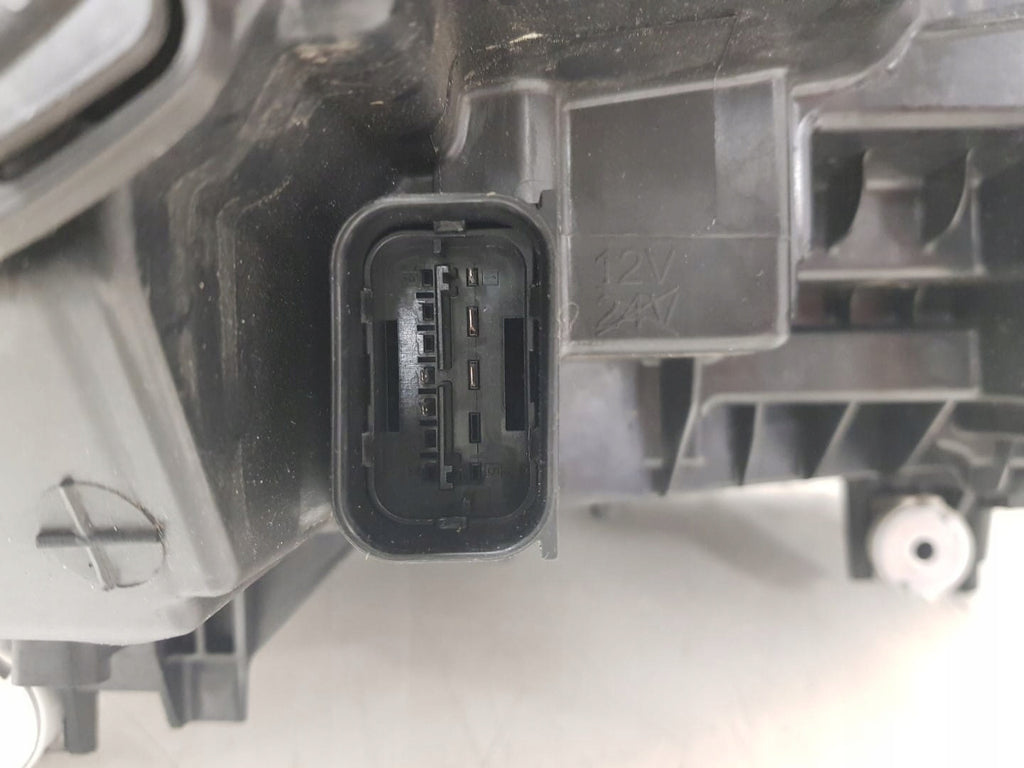 Frontscheinwerfer BMW 5 G31 G30 8499121 8499121-03 Full LED Links Headlight SCH8440216545jp