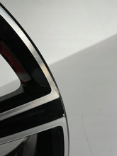 Laden Sie das Bild in den Galerie-Viewer, 1x Alufelge 18 Zoll 8.0" 5x108 42ET Glanz Silber 31471312 Volvo S60 V60 S90 V90