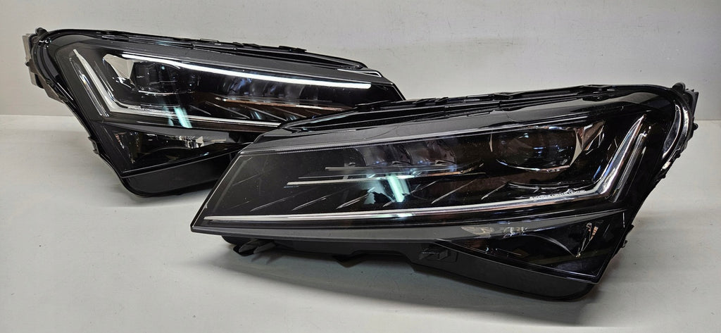Frontscheinwerfer Skoda Superb III 3V1941015D 3V1941016D Full LED Ein Satz
