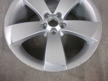 Laden Sie das Bild in den Galerie-Viewer, 1x Alufelge 17 Zoll 7.0" 5x100 41ET Glanz Silber 5J7601025B Skoda Fabia Ii FEL4693079218zs