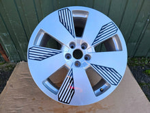 Laden Sie das Bild in den Galerie-Viewer, 1x Alufelge 19 Zoll 4KE601025L Audi E-Tron Rim Wheel FEL4157669694dz