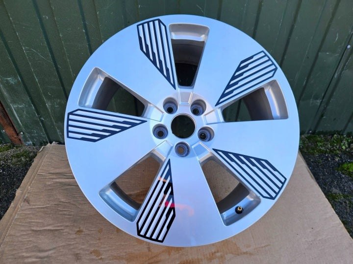 1x Alufelge 19 Zoll 4KE601025L Audi E-Tron Rim Wheel FEL4157669694dz