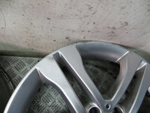 Laden Sie das Bild in den Galerie-Viewer, 4x Alufelge 18 Zoll 7.0" 5x112 46ET Glanz Silber A1564010102 Mercedes-Benz X156 FEL9559870222kl