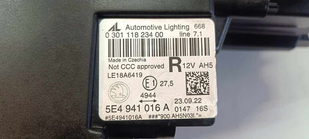 Frontscheinwerfer Skoda Octavia IV 5E4941016A Full LED Rechts Headlight SCH9555126442cf
