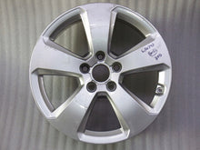 Load image into Gallery viewer, 1x Alufelge 17 Zoll 6.5" 5x112 43ET Glanz Silber 8V0601025AD Audi A3 Rim Wheel FEL7732713474fx