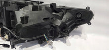 Laden Sie das Bild in den Galerie-Viewer, Frontscheinwerfer Toyota V LED Links Scheinwerfer Headlight SCH7424405655zq