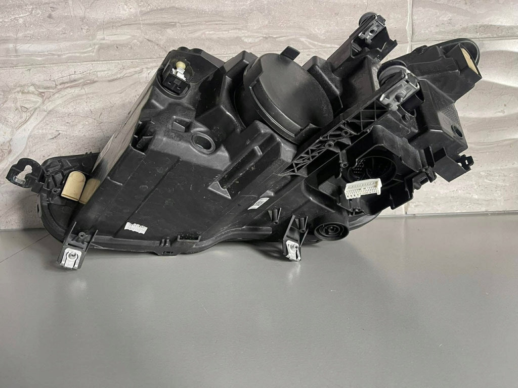 Frontscheinwerfer Cupra Formentor 5FB941006D Rechts Scheinwerfer Headlight SCH9393603217th