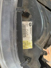 Laden Sie das Bild in den Galerie-Viewer, Frontscheinwerfer Land Rover Range Sport L320 XBC501733LZN Xenon Links Headlight SCH6490315549wg