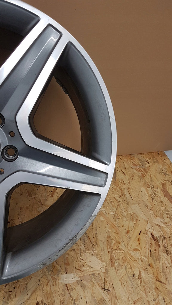 1x Alufelge 19 Zoll 8.0" 5x112 43,5ET 8JX19, ET435 Mercedes-Benz Gla Amg