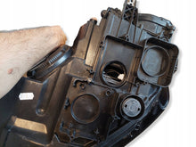 Laden Sie das Bild in den Galerie-Viewer, Frontscheinwerfer VW Golf 5G1941032 Xenon Rechts Scheinwerfer Headlight SCH9843289346av