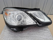 Load image into Gallery viewer, Frontscheinwerfer Mercedes-Benz W212 A2128200261 Rechts Scheinwerfer Headlight SCH1341601036hl