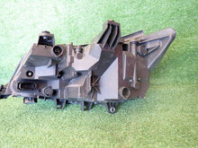 Laden Sie das Bild in den Galerie-Viewer, Frontscheinwerfer VW T7 7T1941036AD Full LED Rechts Scheinwerfer Headlight