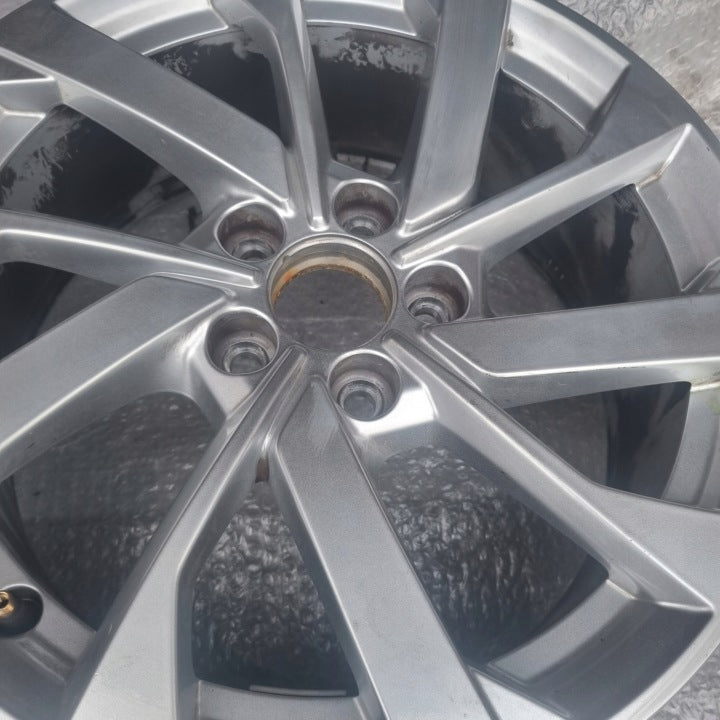 1x Alufelge 16 Zoll 6.5" 5x112 40ET Glanz Silber 82A601025B Audi Rim Wheel FEL5237663473pl