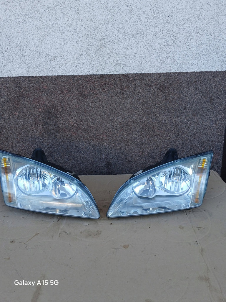 Frontscheinwerfer Ford Focus I Ein Satz Scheinwerfer Headlight SCH3428619046uv