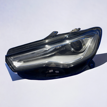 Laden Sie das Bild in den Galerie-Viewer, Frontscheinwerfer Audi A6 C7 4G0941005F Xenon Links Scheinwerfer Headlight