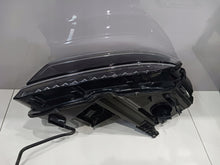 Laden Sie das Bild in den Galerie-Viewer, Frontscheinwerfer VW Tiguan Allspace 5NN941081C LED Rechts oder Links
