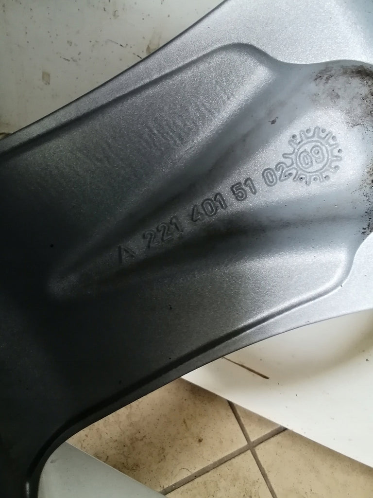 1x Alufelge 18 Zoll 8.5" 5x112 43ET A2214015102 Mercedes-Benz Rim Wheel