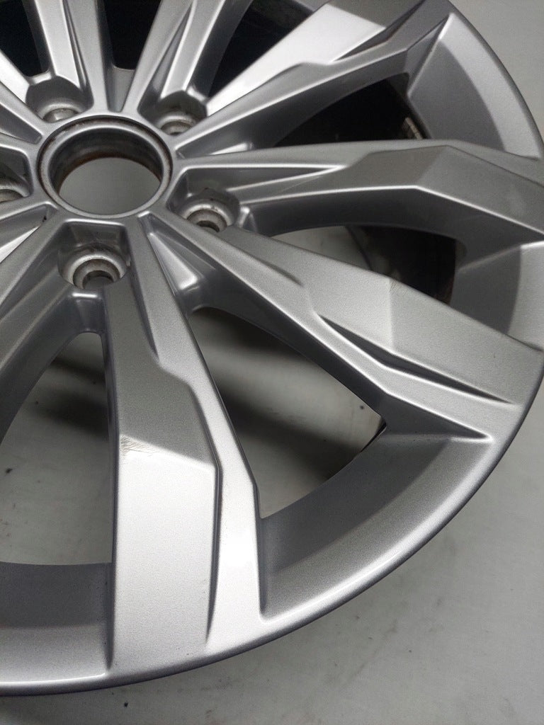 1x Alufelge 17 Zoll 7.0" 5x112 43ET Glanz Silber 2GA601025A Vw Rim Wheel FEL9973446764xl