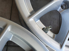 Laden Sie das Bild in den Galerie-Viewer, 4x Alufelge 16 Zoll 6.5" 5x112 22ET Glanz Silber 6876921 BMW G21 G20 Rim Wheel FEL9344847512ll
