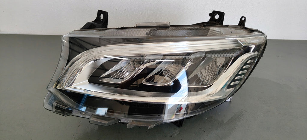 Frontscheinwerfer Mercedes-Benz Sprinter A9109068100 Links Headlight SCH8587698142cs