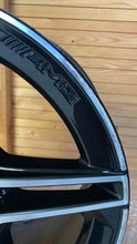 Laden Sie das Bild in den Galerie-Viewer, 1x Alufelge 18 Zoll 8.0&quot; 5x112 44ET A2134016300 Mercedes-Benz W213 Rim Wheel