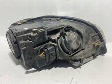 Load image into Gallery viewer, Frontscheinwerfer Audi A4 B7 Xenon Links Scheinwerfer Headlight