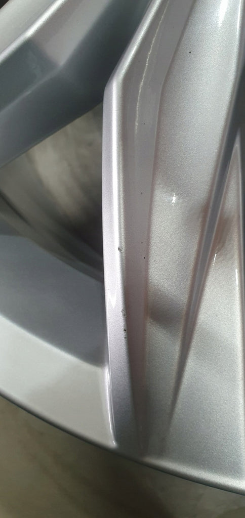 1x Alufelge 18 Zoll 7.0" 5x112 43ET Glanz Silber 5NN601025AD VW Golf VII Tiguan FEL3486400882rp