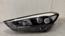 Laden Sie das Bild in den Galerie-Viewer, Frontscheinwerfer Hyundai Tucson LED Links Scheinwerfer Headlight SCH1719135278iq